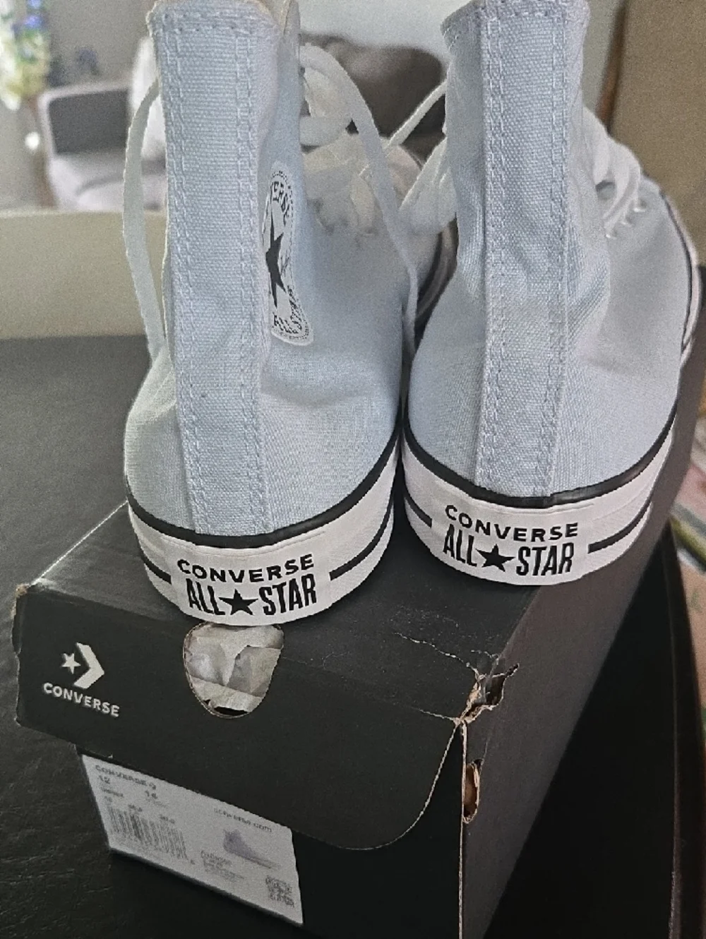 Converse High Top Sneakers - Pale Blue & White💙🤍 NEW - Picture 4 of 8